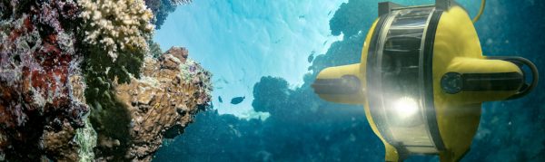 Submarino futurista para el estudio de las cc del mar